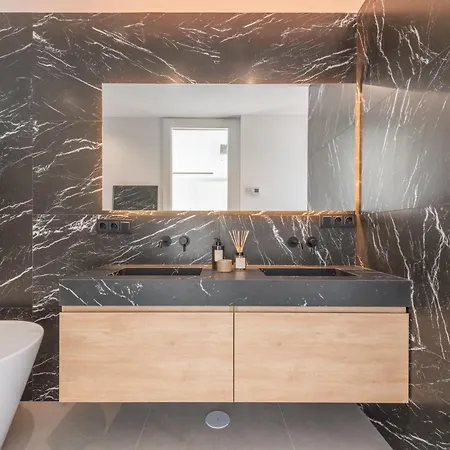 Extravagant 5 Bdrm Golfer's With Private Pool *