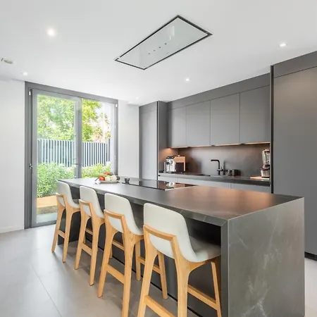 Extravagant 5 Bdrm Golfer's With Private Pool Estepona