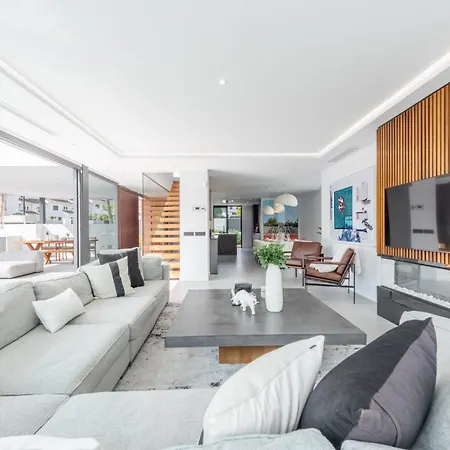 Lägenhet Extravagant 5 Bdrm Golfer's With Private Pool *