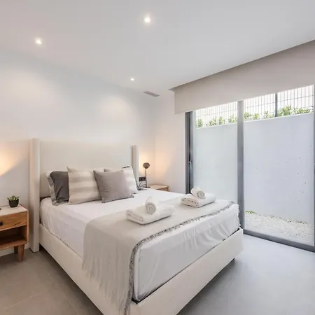 Lägenhet Extravagant 5 Bdrm Golfer's With Private Pool