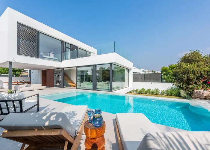 Appartamento Extravagant 5 Bdrm Golfer's With Private Pool Estepona