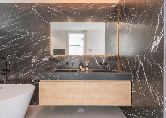 Extravagant 5 Bdrm Golfer's With Private Pool *