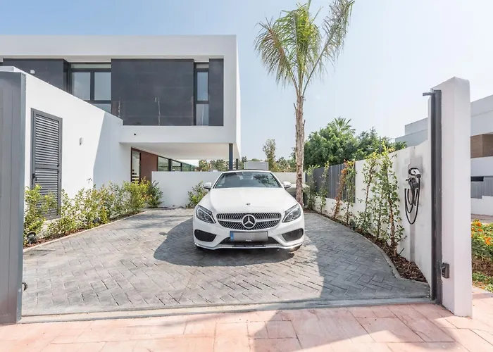 Extravagant 5 Bdrm Golfer's With Private Pool * Estepona