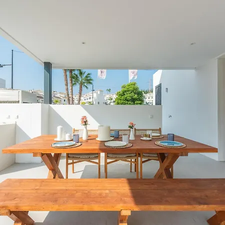 Extravagant 5 Bdrm Golfer's With Private Pool *